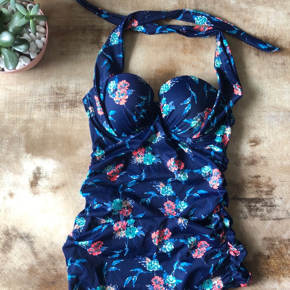 Victoria secret swim Navy Coral floral 34B